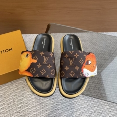 Louis Vuitton Slippers